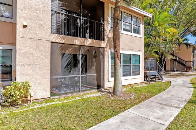 15680 SW 106th Ln 815, Miami, FL 33196