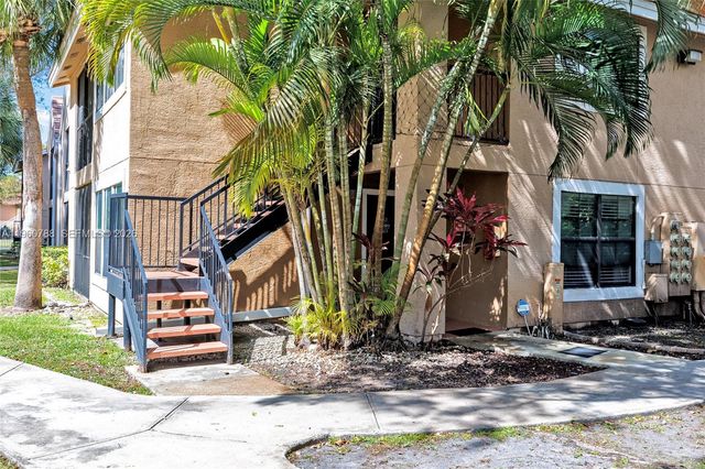 15680 SW 106th Ln 815, Miami, FL 33196