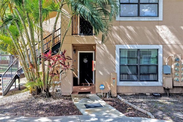 15680 SW 106th Ln 815, Miami, FL 33196