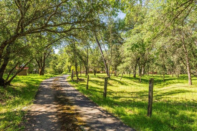 4539 Rattlesnake Bar Rd, Pilot Hill, CA 95664