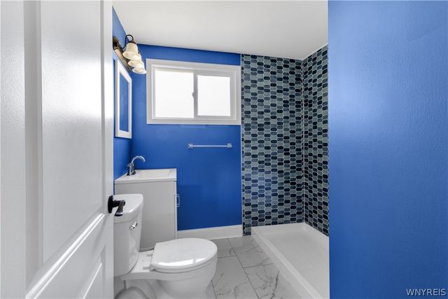 5831 Transit Road, Lancaster, NY 14043