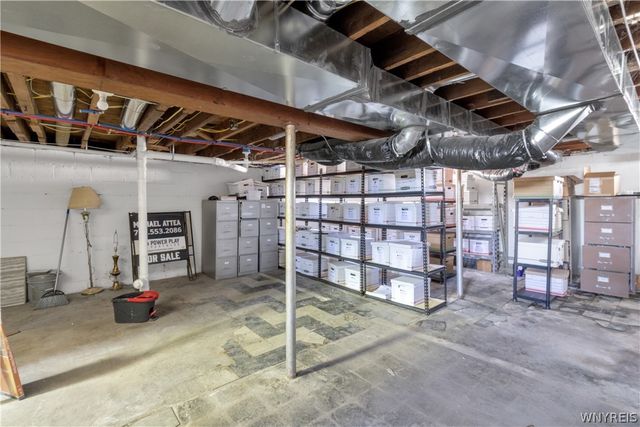 5831 Transit Road, Lancaster, NY 14043