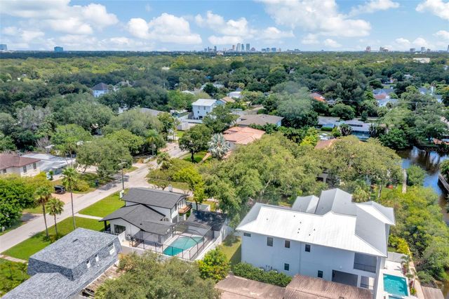 4902 W SAN RAFAEL STREET, Tampa, FL 33629