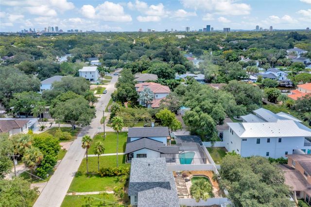 4902 W SAN RAFAEL STREET, Tampa, FL 33629