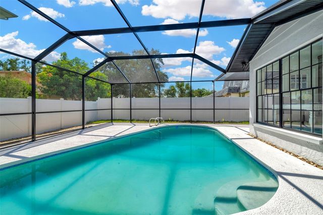 4902 W SAN RAFAEL STREET, Tampa, FL 33629