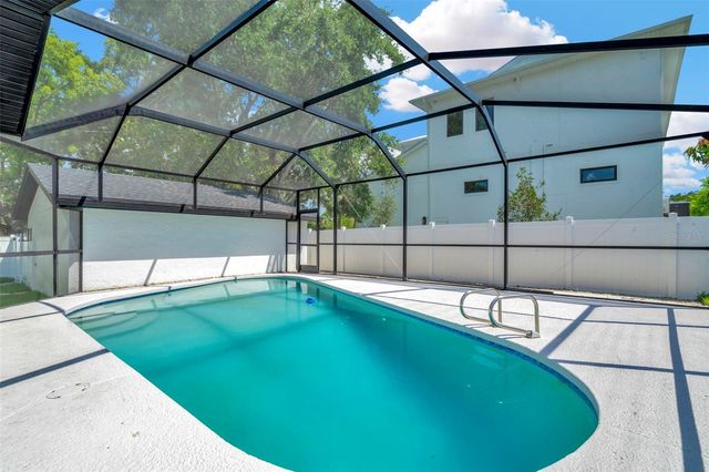 4902 W SAN RAFAEL STREET, Tampa, FL 33629