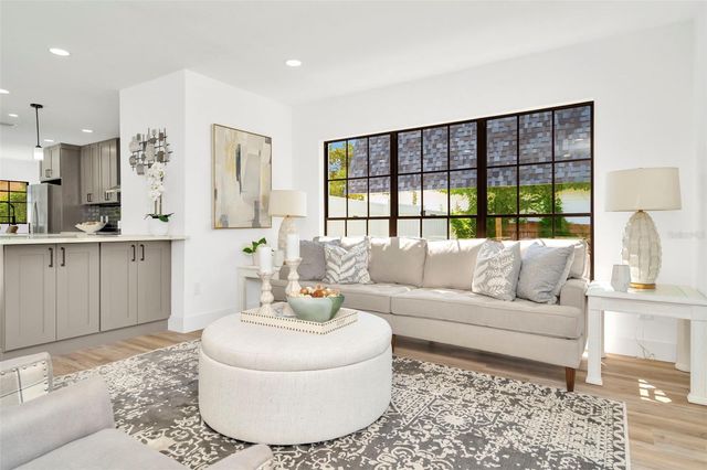 4902 W SAN RAFAEL STREET, Tampa, FL 33629