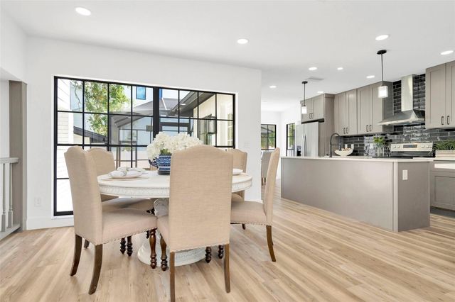 4902 W SAN RAFAEL STREET, Tampa, FL 33629