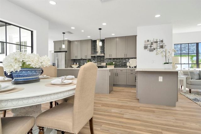 4902 W SAN RAFAEL STREET, Tampa, FL 33629