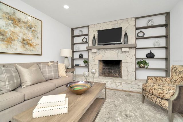 4902 W SAN RAFAEL STREET, Tampa, FL 33629