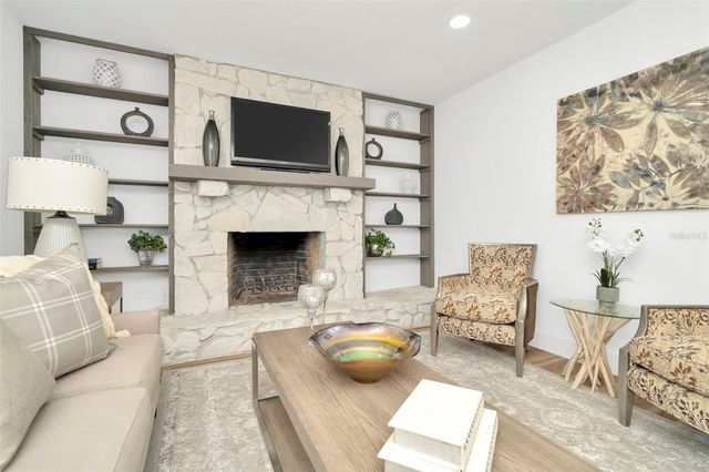 4902 W SAN RAFAEL STREET, Tampa, FL 33629