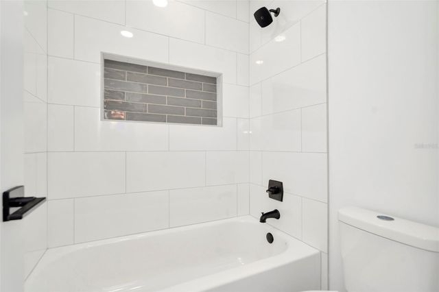 4902 W SAN RAFAEL STREET, Tampa, FL 33629