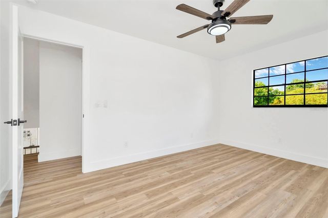 4902 W SAN RAFAEL STREET, Tampa, FL 33629