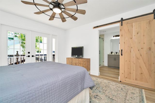 4902 W SAN RAFAEL STREET, Tampa, FL 33629