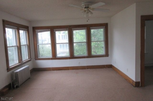 740 2Nd Ave, Lyndhurst Twp., NJ 07071
