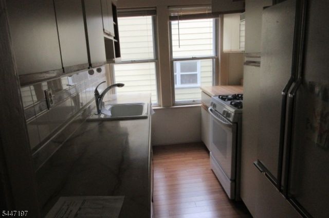 740 2Nd Ave, Lyndhurst Twp., NJ 07071