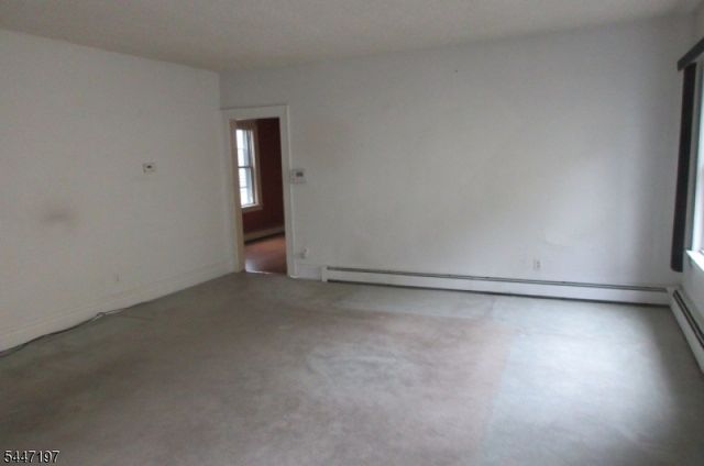 740 2Nd Ave, Lyndhurst Twp., NJ 07071