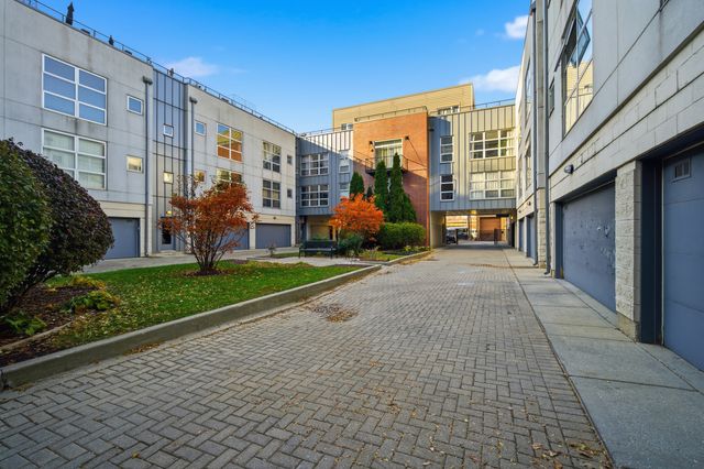 1808 S Michigan Avenue 7, Chicago, IL 60616