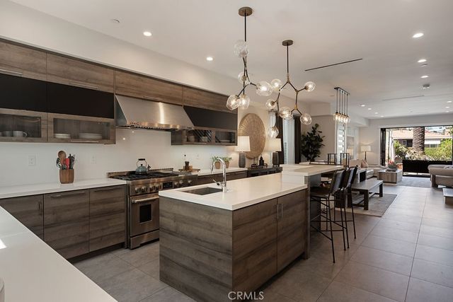 624 14th Street, Huntington Beach, CA 92648