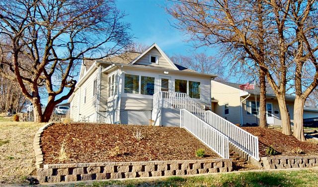 222 E Broadway Street, Colfax, IA 50054