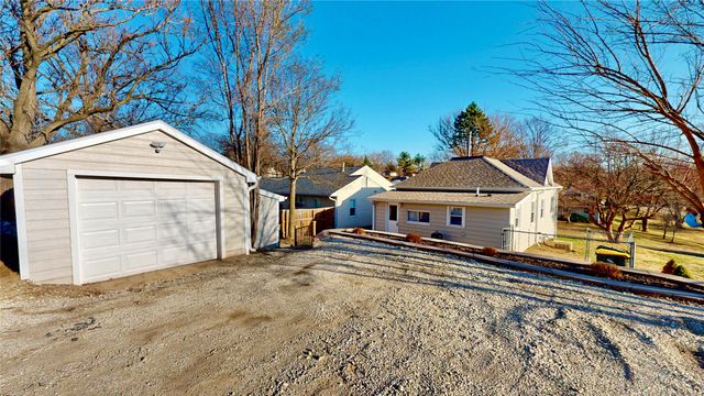 222 E Broadway Street, Colfax, IA 50054