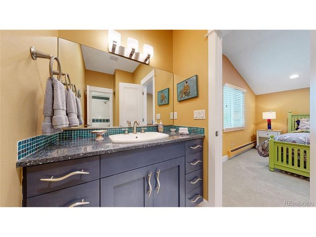 463 Locust St, Denver, CO 80220