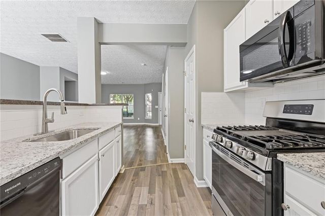 2566 Walden Lake Drive, Decatur, GA 30035