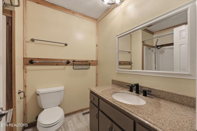 1117 Rain Tree Rd, Knoxville, TN 37923