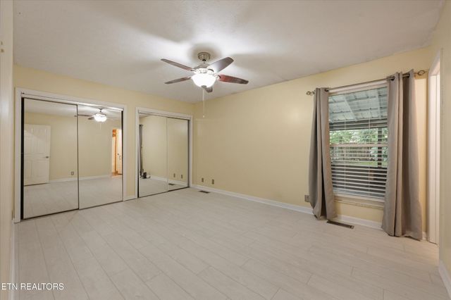 1117 Rain Tree Rd, Knoxville, TN 37923