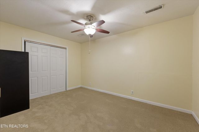 1117 Rain Tree Rd, Knoxville, TN 37923