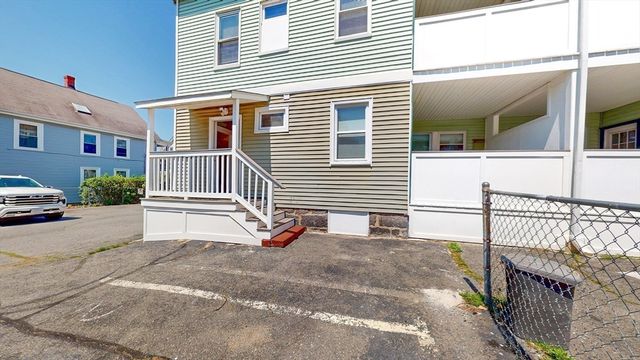 5A Ropes 2, Salem, MA 01970