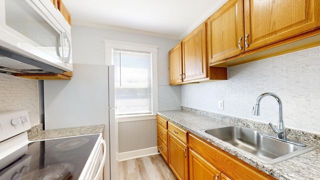 5A Ropes 2, Salem, MA 01970