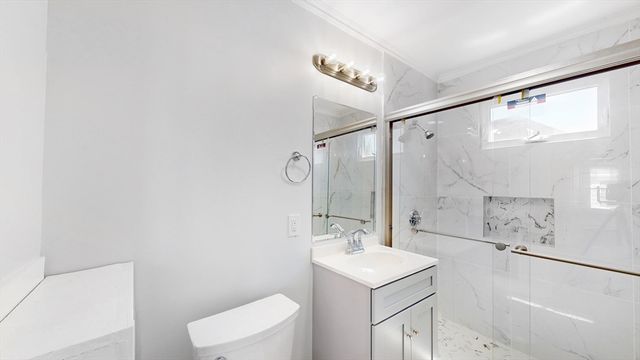 5A Ropes 2, Salem, MA 01970