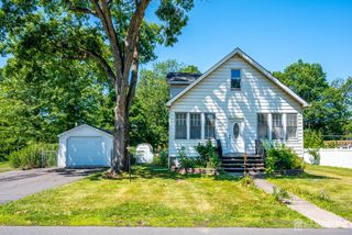 10 Jeff Street, Edison, NJ 08837