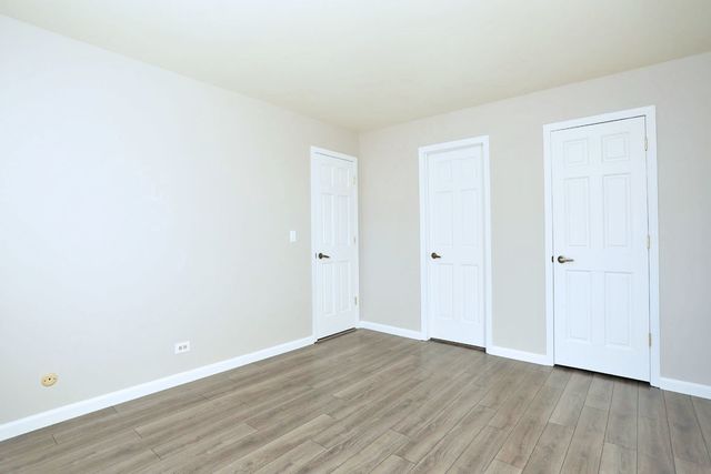 236 Deerpath Court B1, Schaumburg, IL 60193