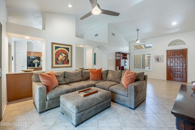 1460 E Desert Starling Lane, Tucson, AZ 85737