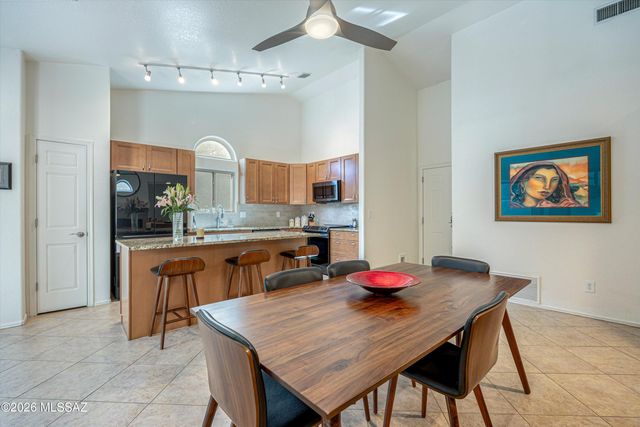 1460 E Desert Starling Lane, Tucson, AZ 85737
