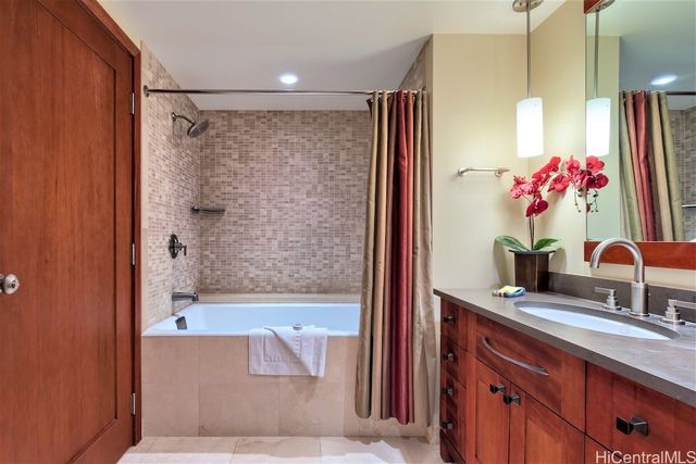 92-104 Waialii Place O511, Kapolei, HI 96707