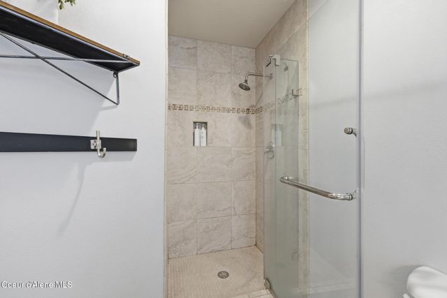 2981 W BROADMOORE DR, Hayden, ID 83835