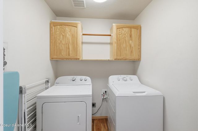 2981 W BROADMOORE DR, Hayden, ID 83835