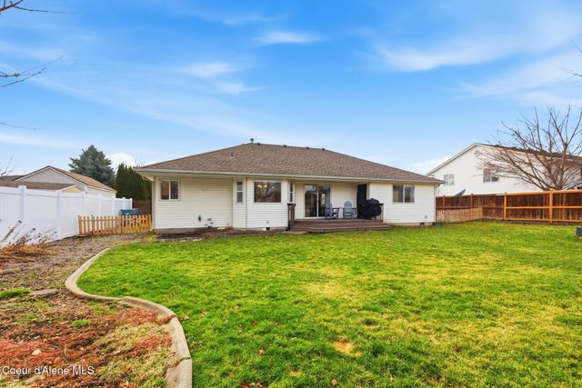 2981 W BROADMOORE DR, Hayden, ID 83835