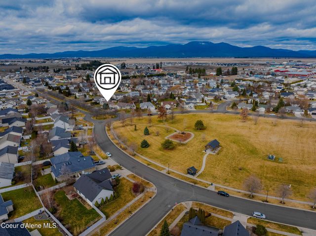 2981 W BROADMOORE DR, Hayden, ID 83835