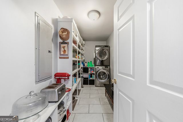 245 E Washington Street, Madison, GA 30650