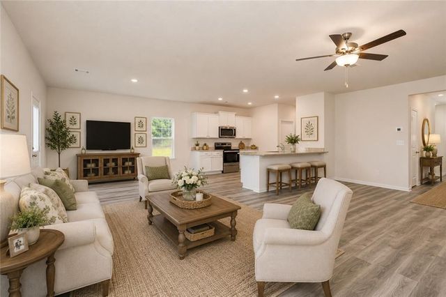 393 Sand Dune Way, Conyers, GA 30013