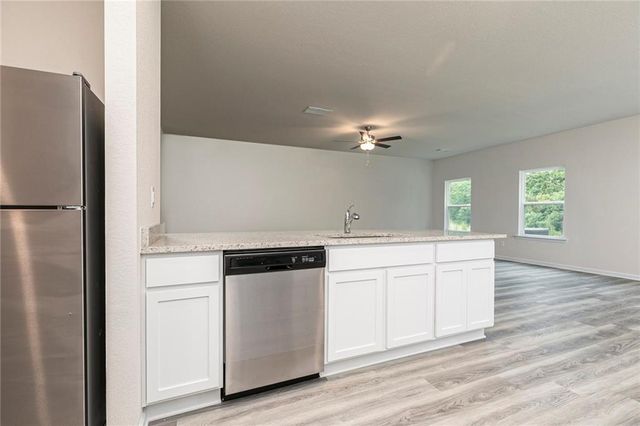 393 Sand Dune Way, Conyers, GA 30013