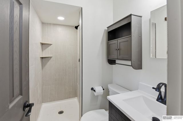 720 Leprechaun Lane, Papillion, NE 68046