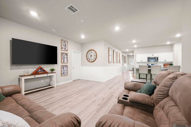 35488 Grovemont Dr, Denham Springs, LA 70706