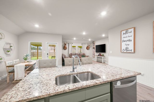 35488 Grovemont Dr, Denham Springs, LA 70706