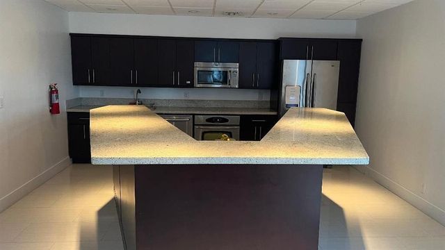 3015 N OCEAN Boulevard 14K, Fort Lauderdale, FL 33308
