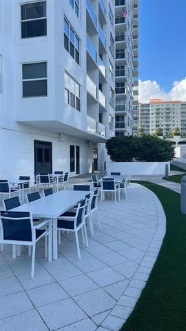 3015 N OCEAN Boulevard 14K, Fort Lauderdale, FL 33308